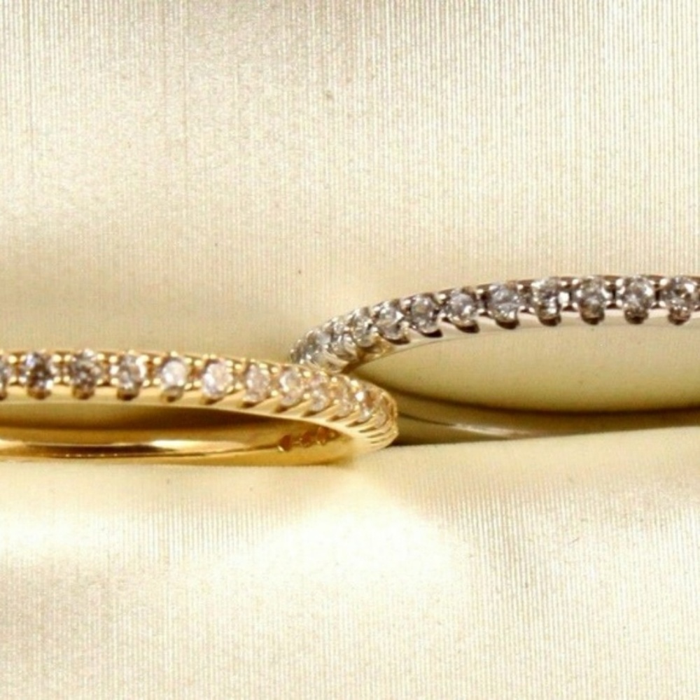 New 14k Solid White or Yellow Gold Wedding Band - Picture 7 of 15